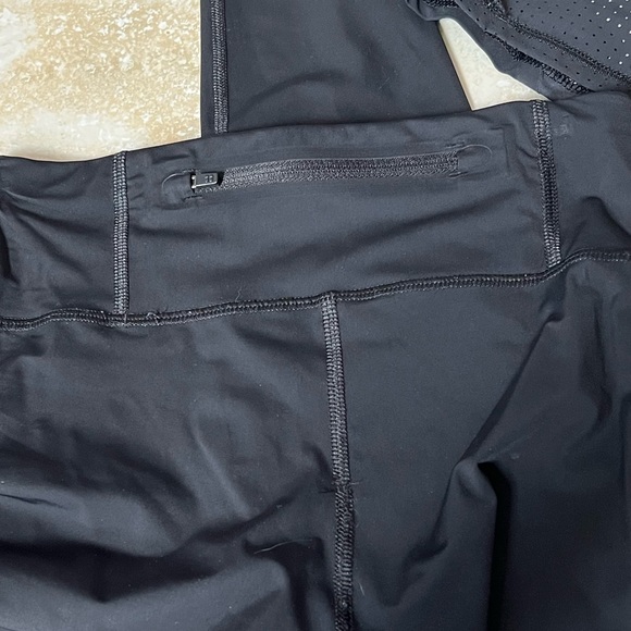 SWEATY BETTY WORKOUT SET - Picture 7 of 11